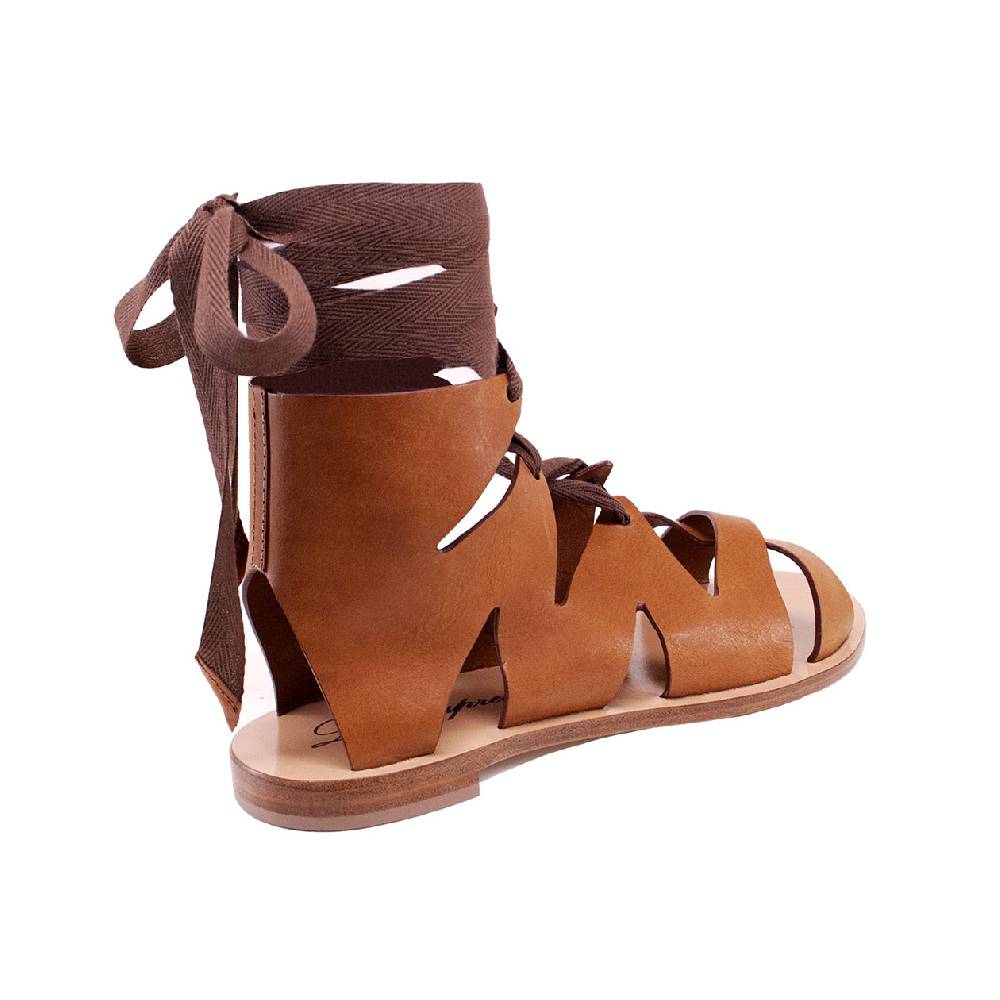 Le Capresi Chiara Camel Presa