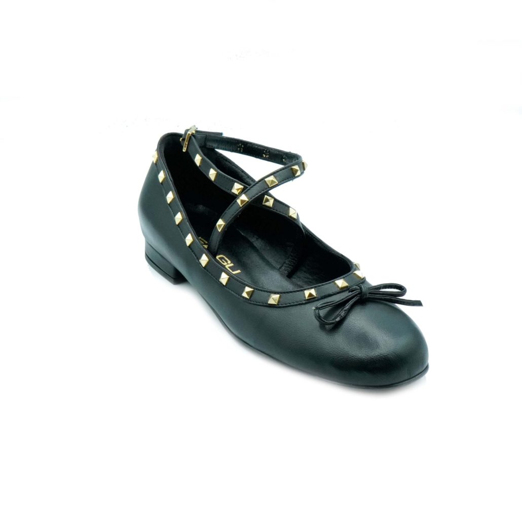Lea Gu ballerina in nappa, allacciatura frontale alla caviglia con borchie, tacco 10 mm 2025