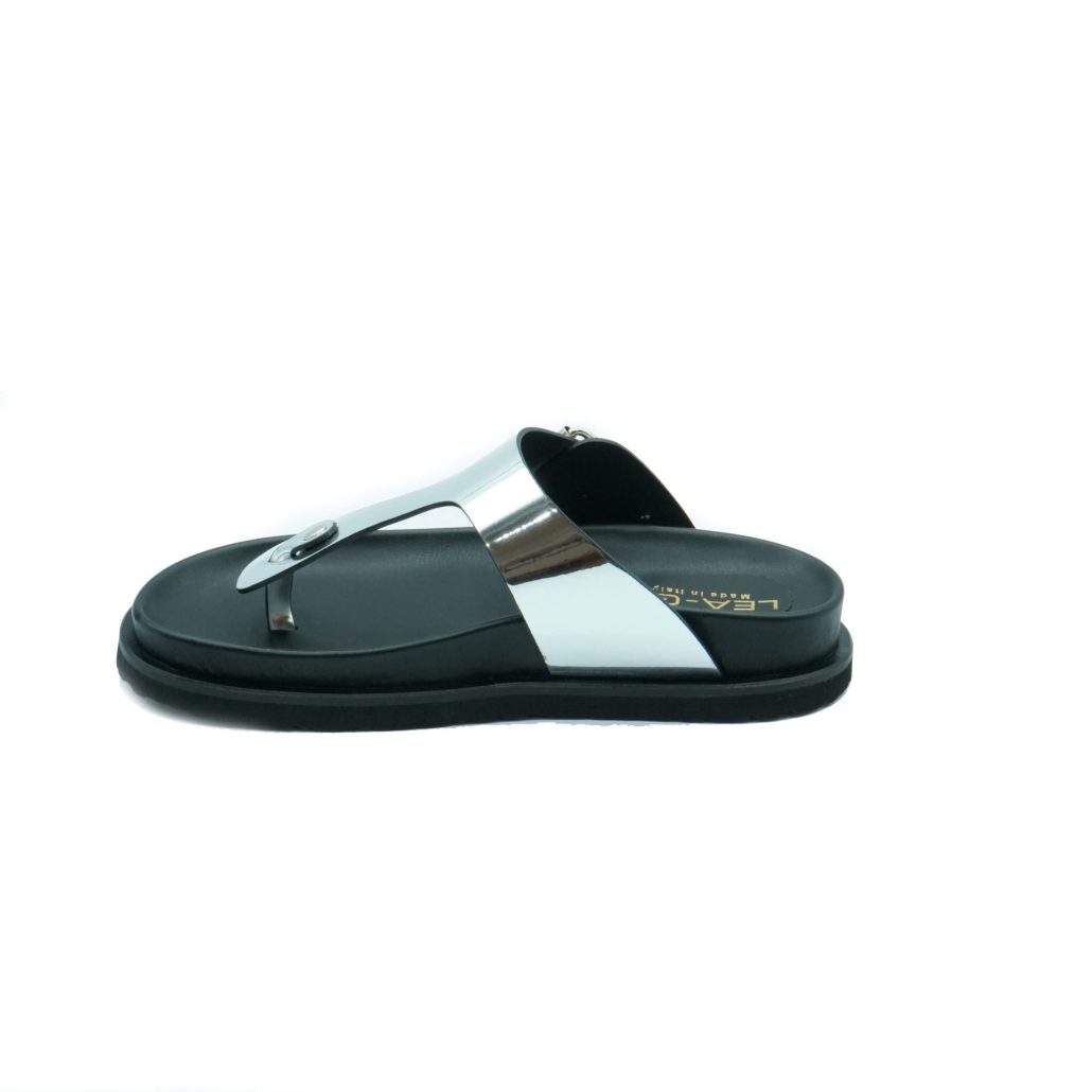 Lea Gu ciabattina in nappa laminata, doppia fibbia frontale, fondo gomma 40 mm Nuovo