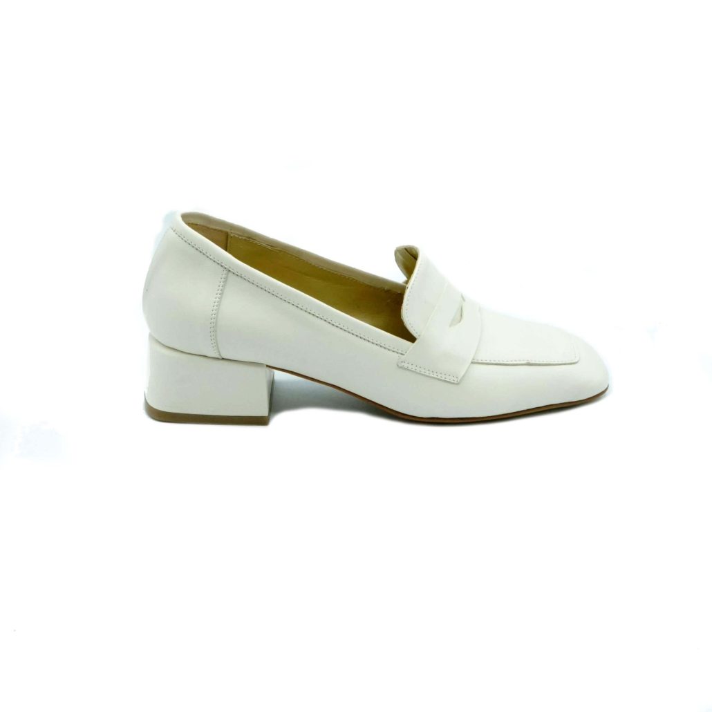 Lea Gu mocassino in nappa, punta quadrata, bocca di leone frontale, tacco 35mm Sconto