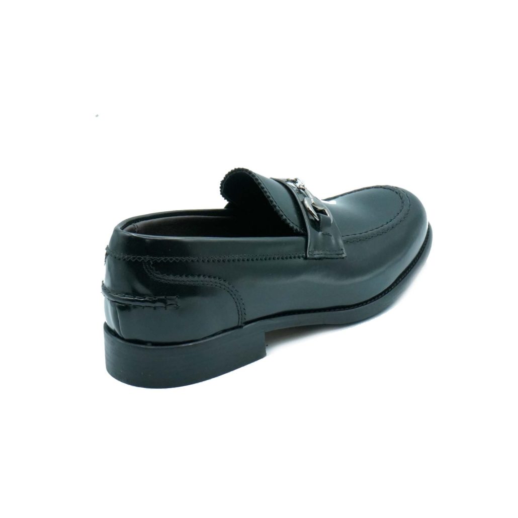Lea Gu mocassino in vitello abrasivato, accessorio frontale, tacco 25mm Offerta