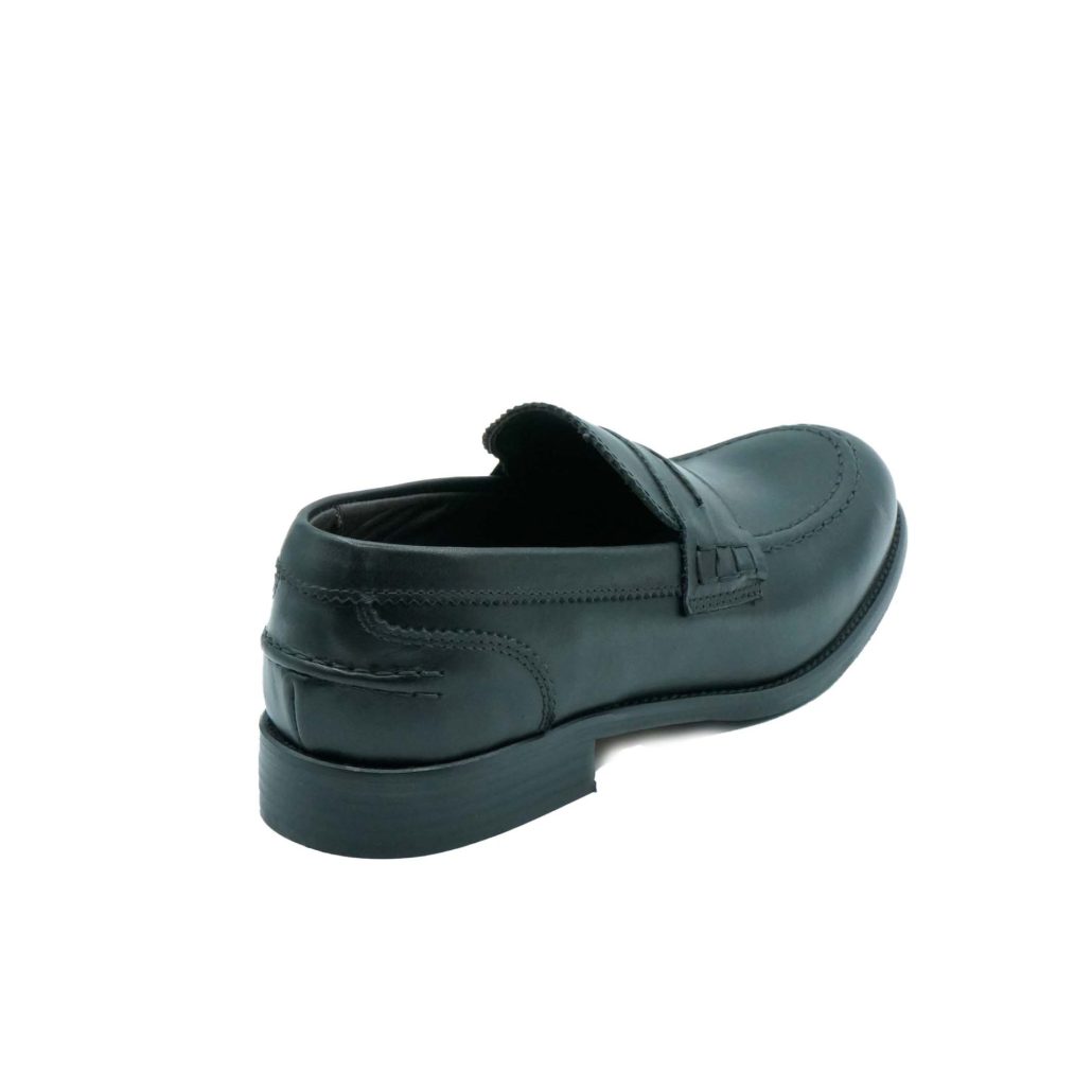 Lea Gu mocassino in vitello, bocca di leone frontale, tacco 25mm In Vendita
