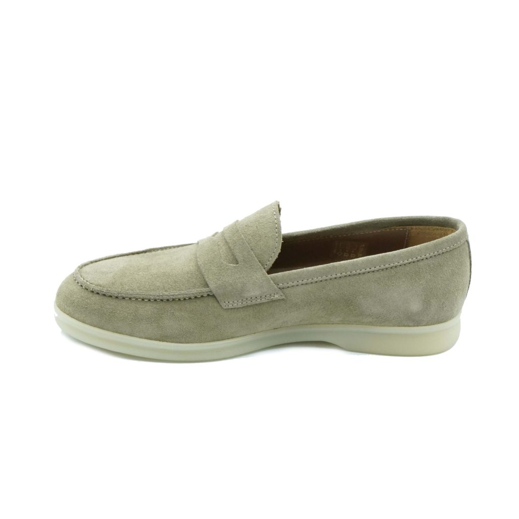 Lea Gu mocassino in camoscio, bocca di leone frontale, fondo gomma 20mm Sottocosto