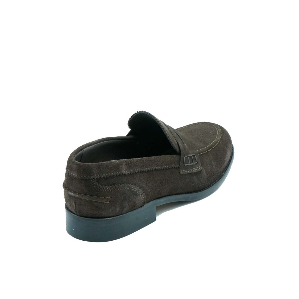 Lea Gu mocassino in camoscio, bocca di leone frontale, tacco 25mm Novità