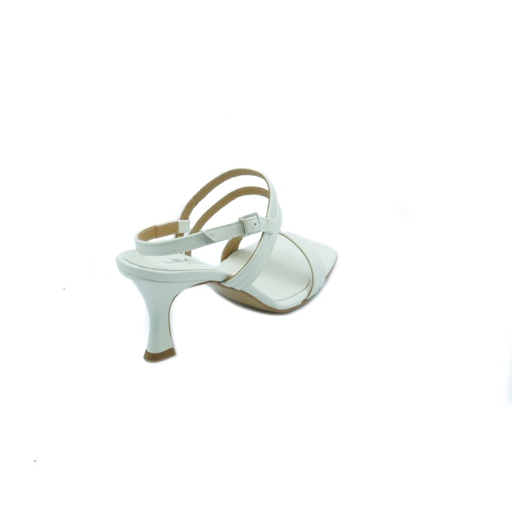 Lea Gu sandalo in nappa, doppie fasce frontali, punta quadrata, chiusura posteriore, tacco ricoperto 40mm Italia
