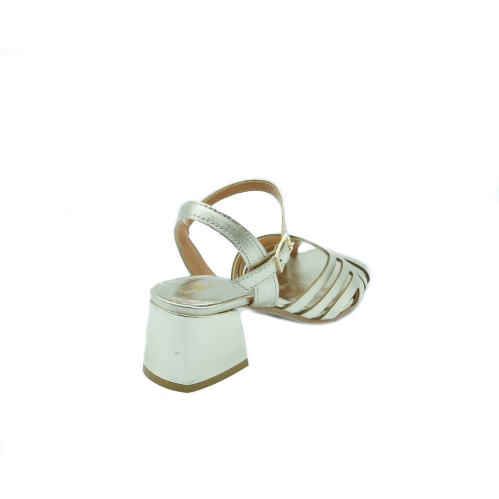 Lea Gu sandalo in nappa laminata, lavorazione a fascie frontali, tacco ricoperto 50 mm Saldi Di Fabbrica