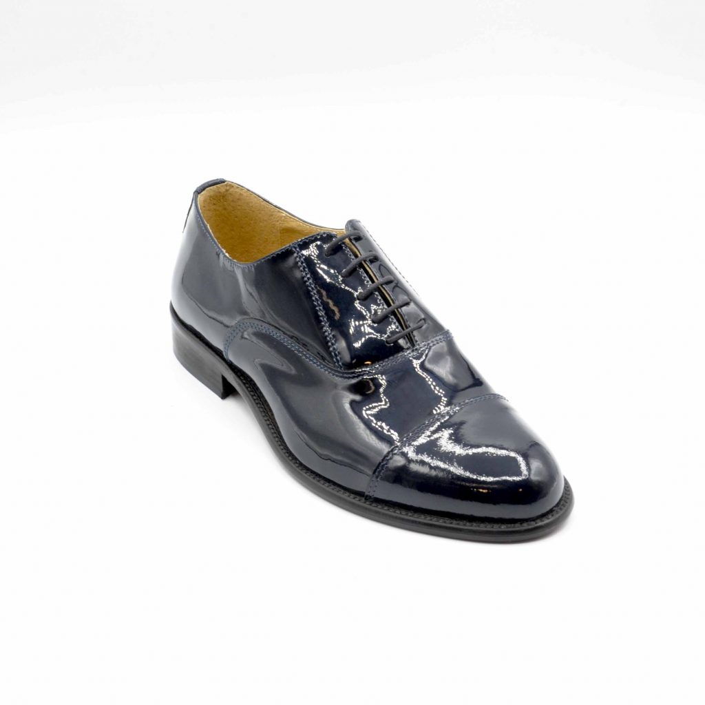 Lea Gu scarpa in vernice allacciatura frontale e taglio in punta, tacco 25 mm Offerta
