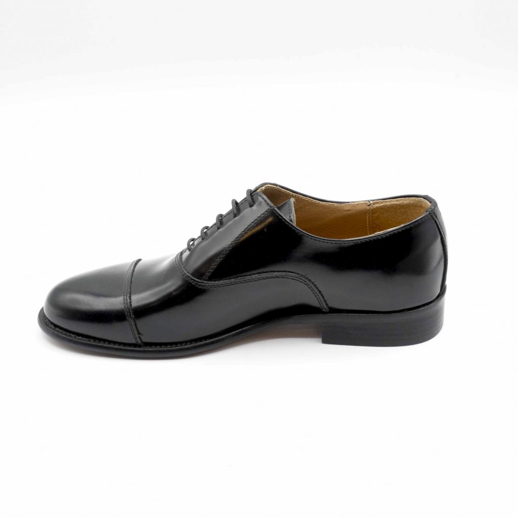 Lea Gu scarpa in vitello abrasivato con allacciatura frontale e taglio in punta, tacco 25 mm Online