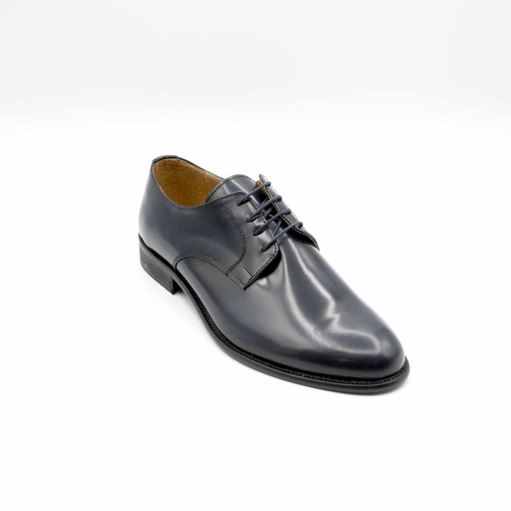 Lea Gu scarpa in vitello abrasivato con allacciatura frontale, tacco 25 mm Outlet