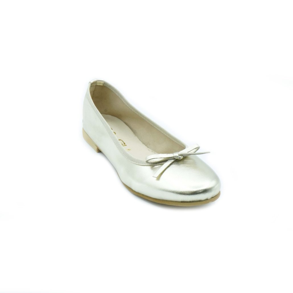 Lea Gu ballerina in nappa laminata, fiocco frontale, tacco 10mm In Linea