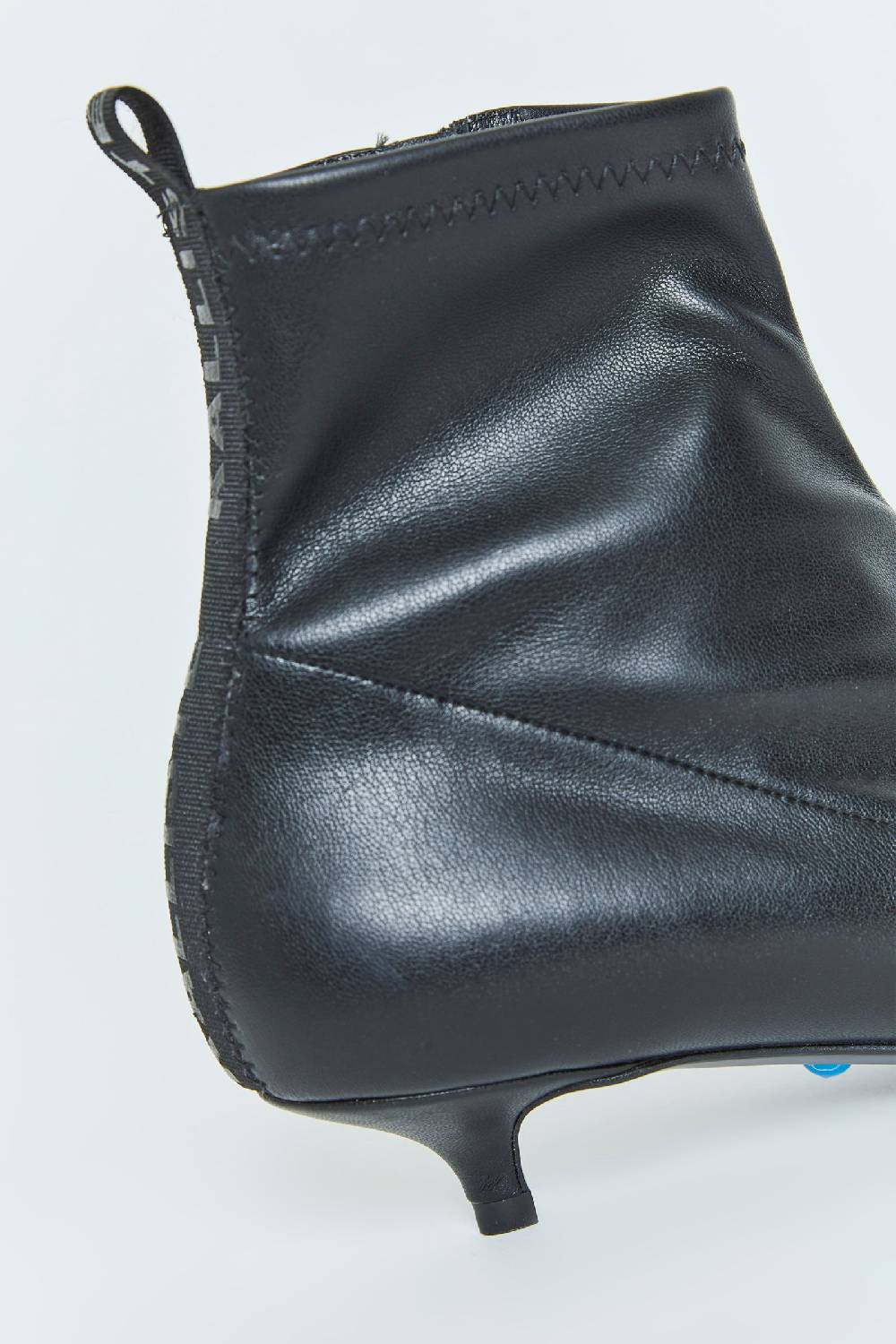 Kalliste K30 KITTEN HEEL BOOTS BLACK Vendite Flash