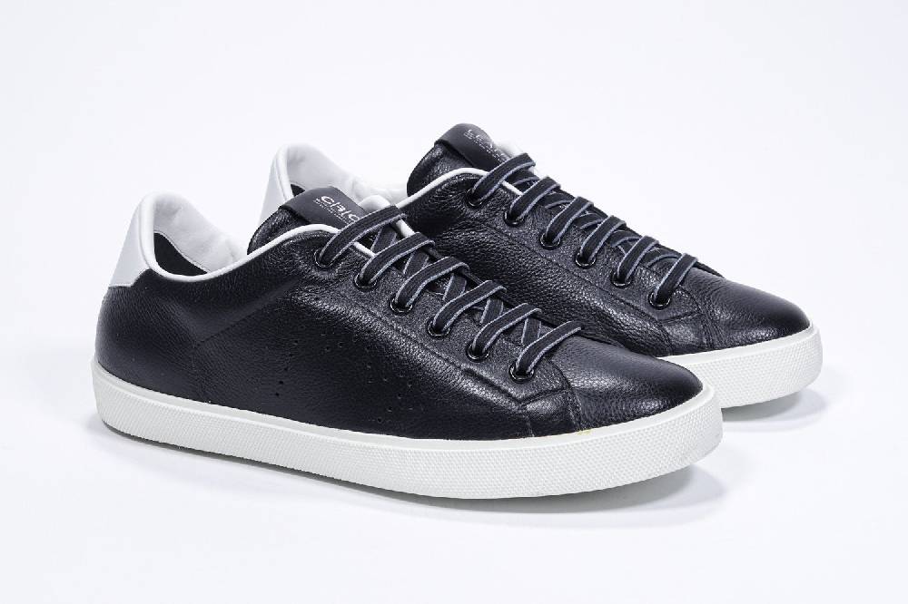 Leather Crown LC06 | Bianche & Nere - Basse - Uomo Acquista Ora