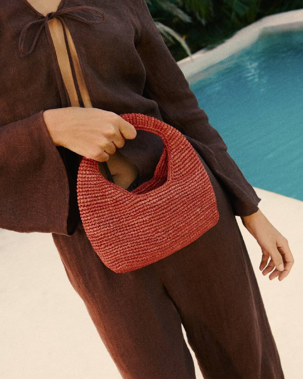 Manebí Raffia Halfmoon Bag - Rust I Più Venduti