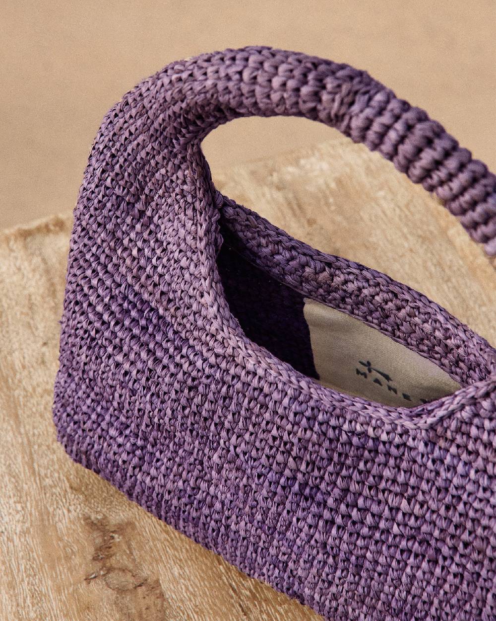Manebí Raffia Halfmoon Bag - Summer Purple Consegna Veloce