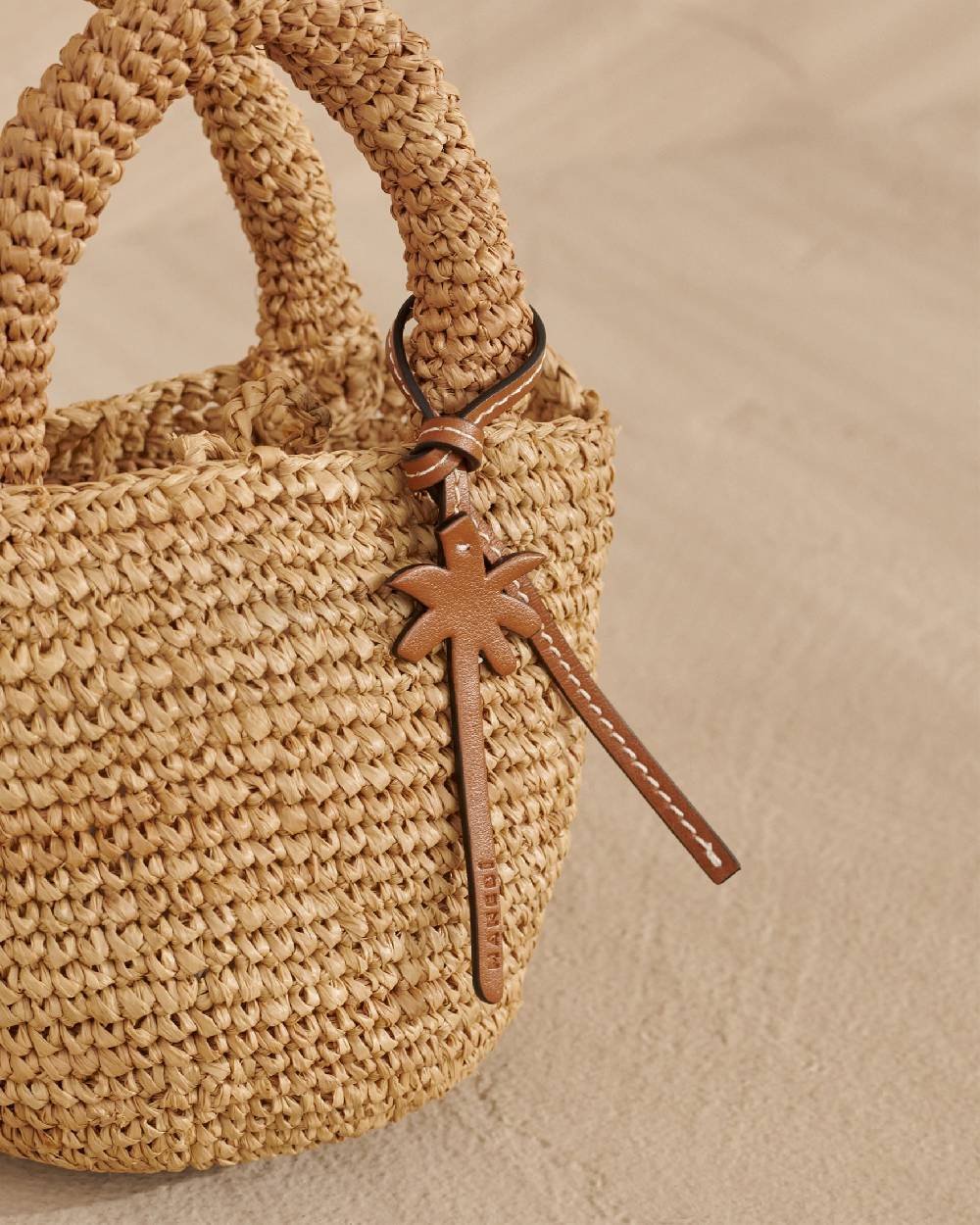 Manebí Raffia Summer Bag Mini - Leather Handle \u0026 Palm Leather Tag Tan Saldi Di Fabbrica
