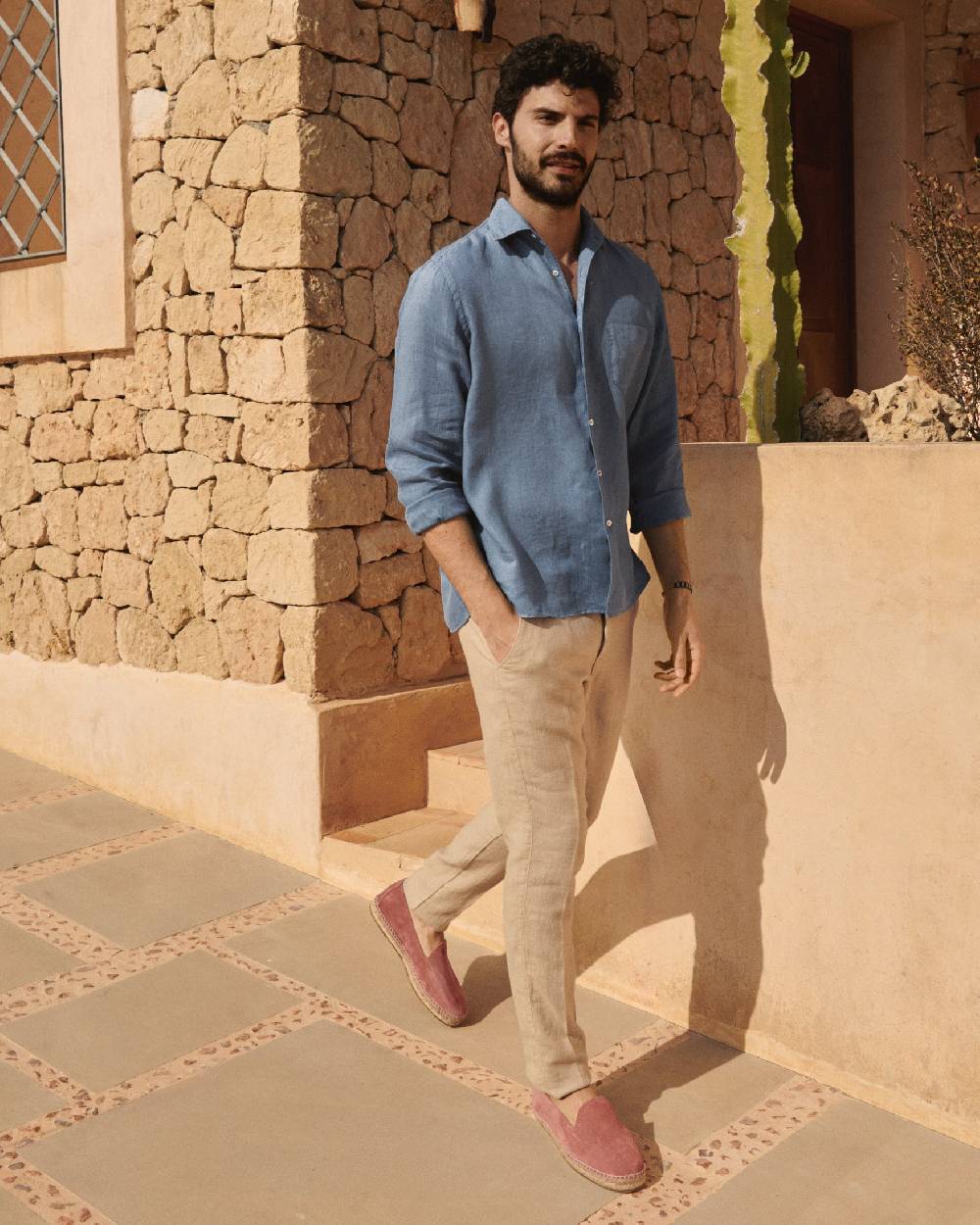 Manebí Washed Linen Panama Shirt - Embroidered Palm Navy Blue Negozi Online