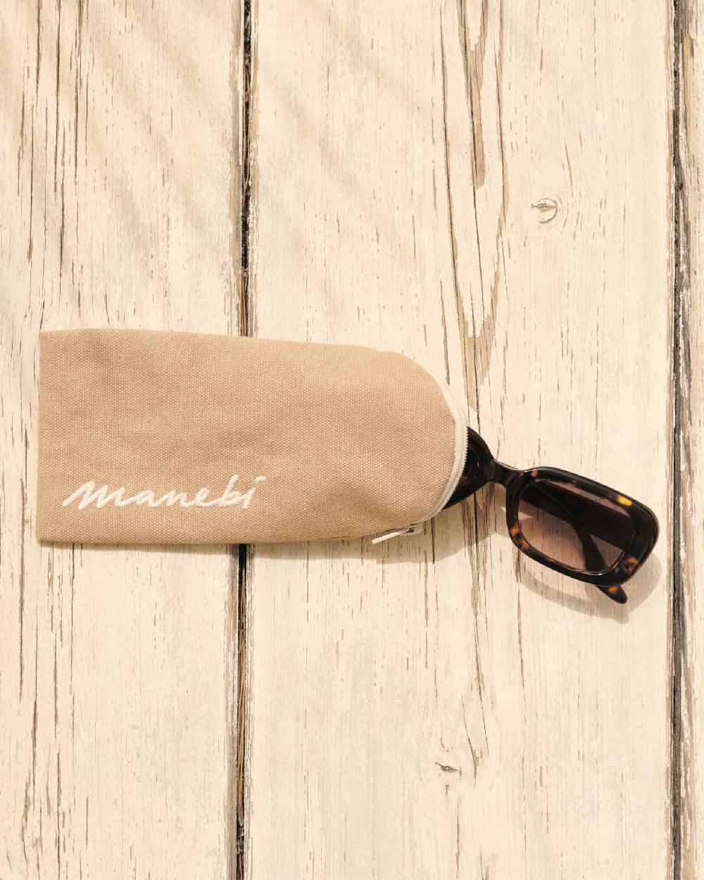 Manebí Canvas Sunglasses Case - La Havana Desert With Ecru Logo 2025