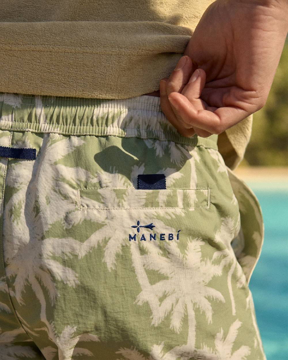 Manebí Printed Swim Shorts - Sage Macro Palms Novità