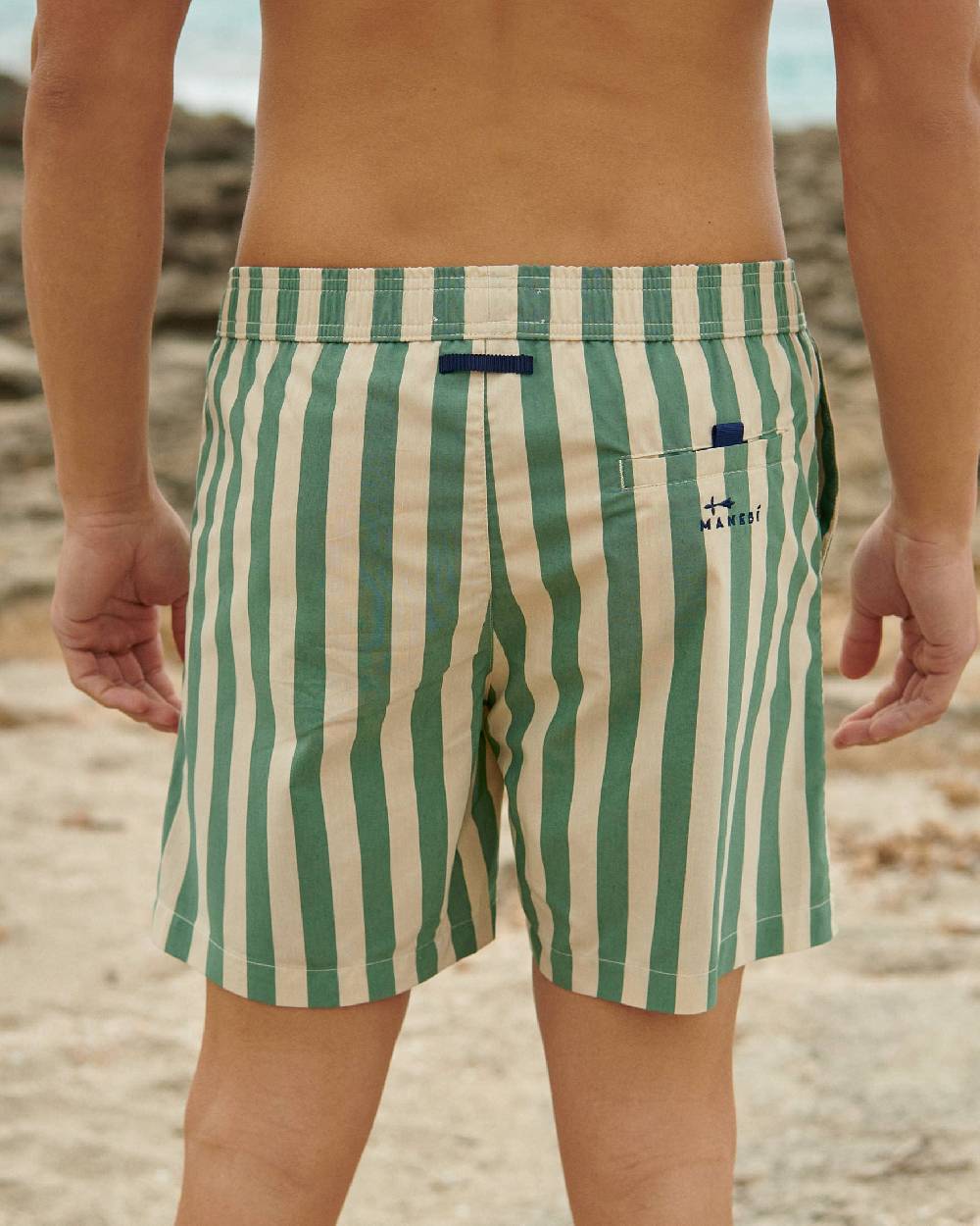 Manebí Printed Macro Stripes Swim Shorts - Kaki Green Macro Stripes Offerta