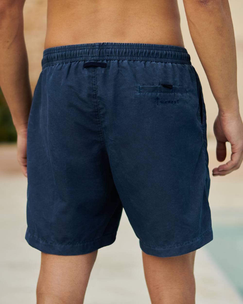 Manebí Solid Color Swim Shorts - Stone Washed Faded Navy Blue In Vendita