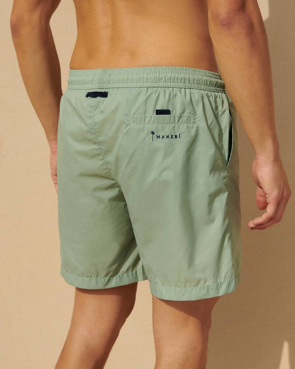 Manebí Solid Color Swim Shorts - Recycled Ultra Light Sage Offerte