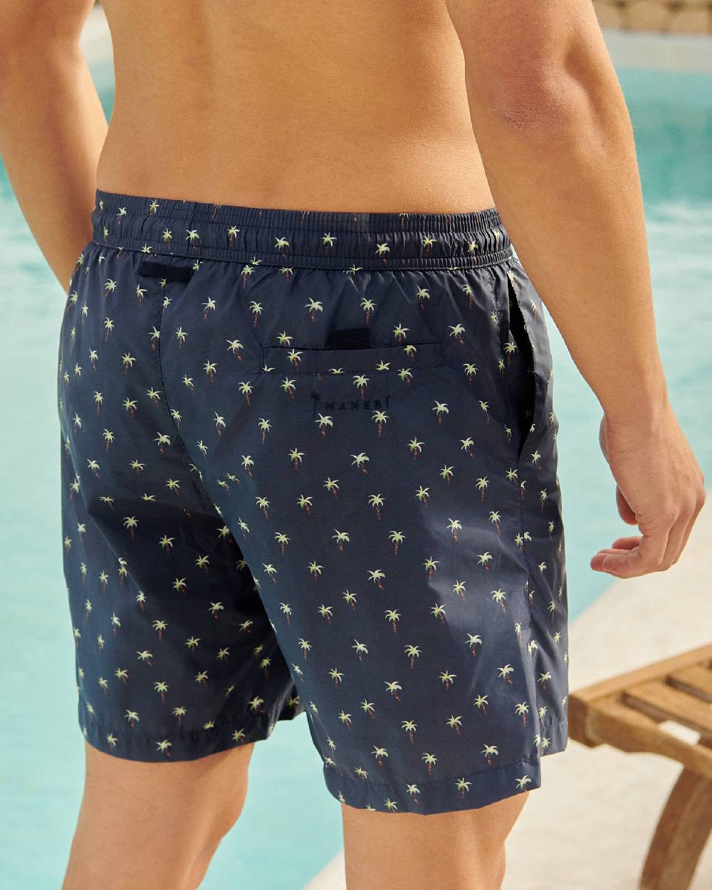 Manebí Printed Palms Swim Shorts - Recycled Ultra Light Blue Palms Watercolors I Più Venduti