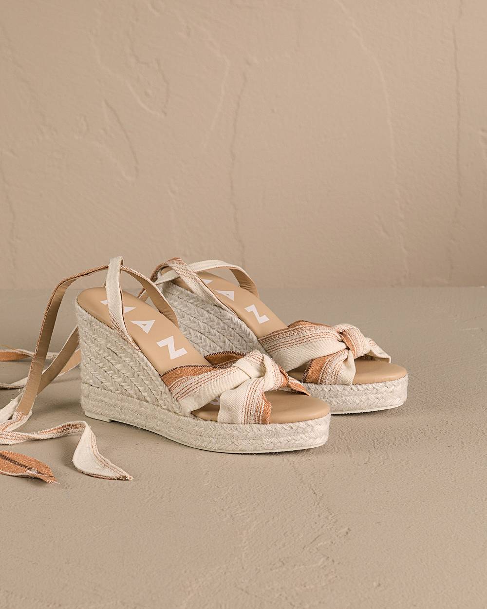 Manebí Cotton Linen And Silk Raw Fabric|Wedge Espadrilles With Knot - Rust Macro Stripe Vendita