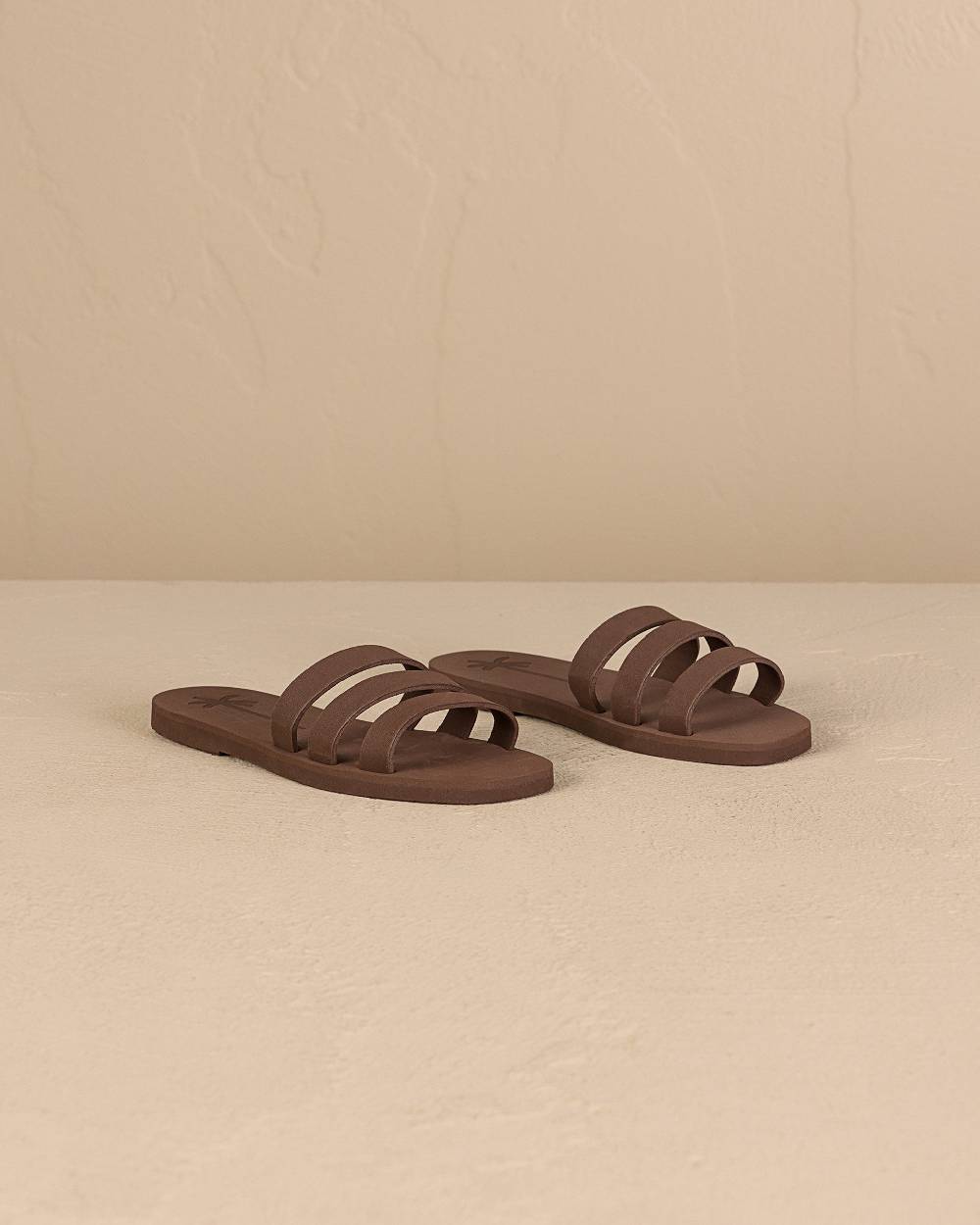 Manebí Eva Three Bands|Swim Sandals - Cocoa Moda