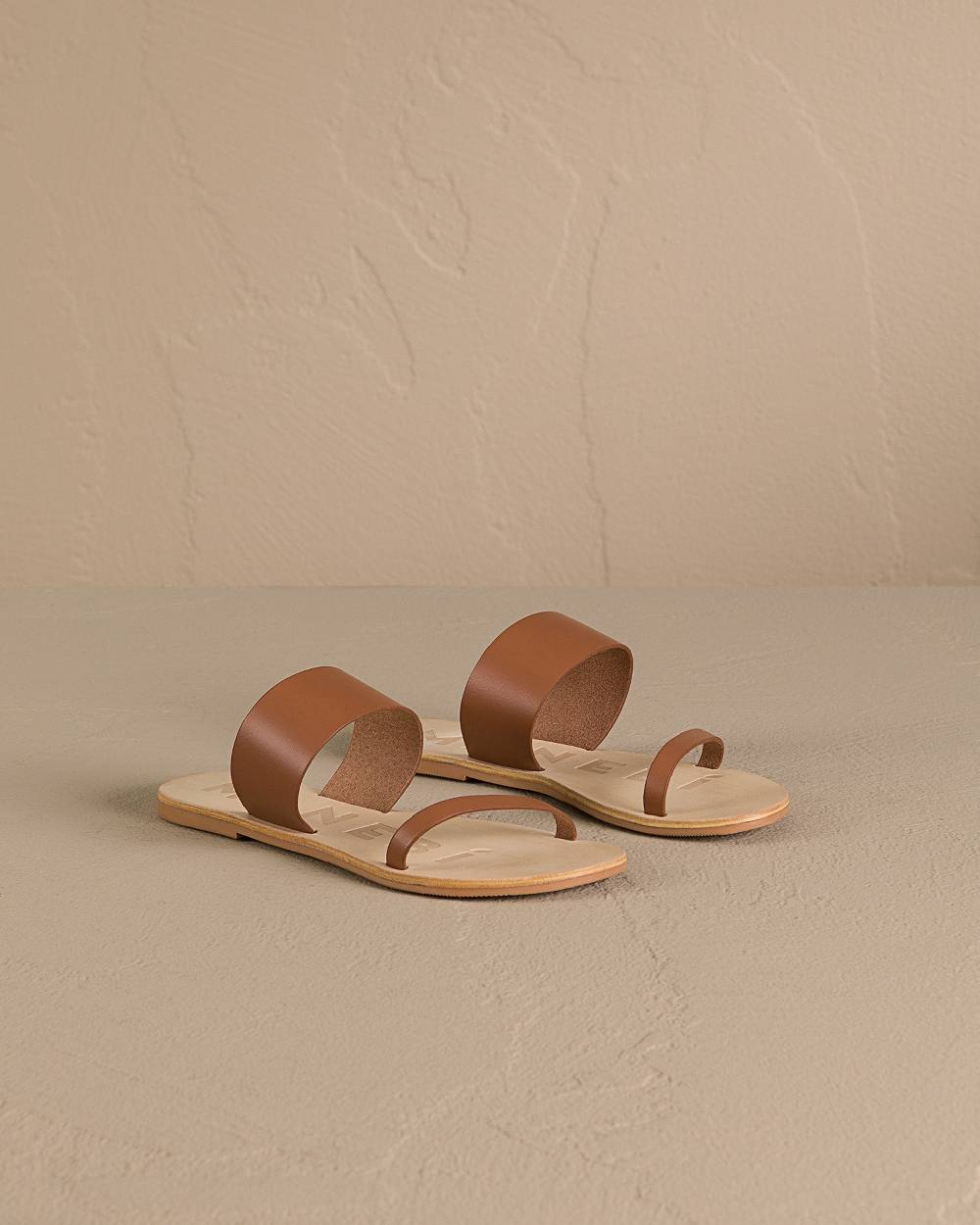Manebí Leather Two Bands Sandals - Tan Sconto