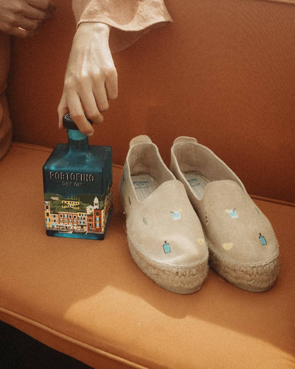 Manebí Espadrillas con Platform in Pelle Scamosciata - Portofino Dry Gin X Manebí Champagne Beige con Ricami Multicolor Soddisfazione Garantita