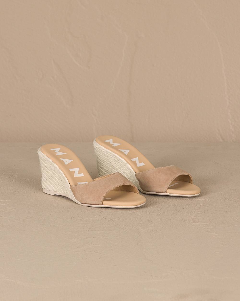 Manebí Soft Suede Mule|Wedge Espadrilles - Vintage Taupe Convenienza