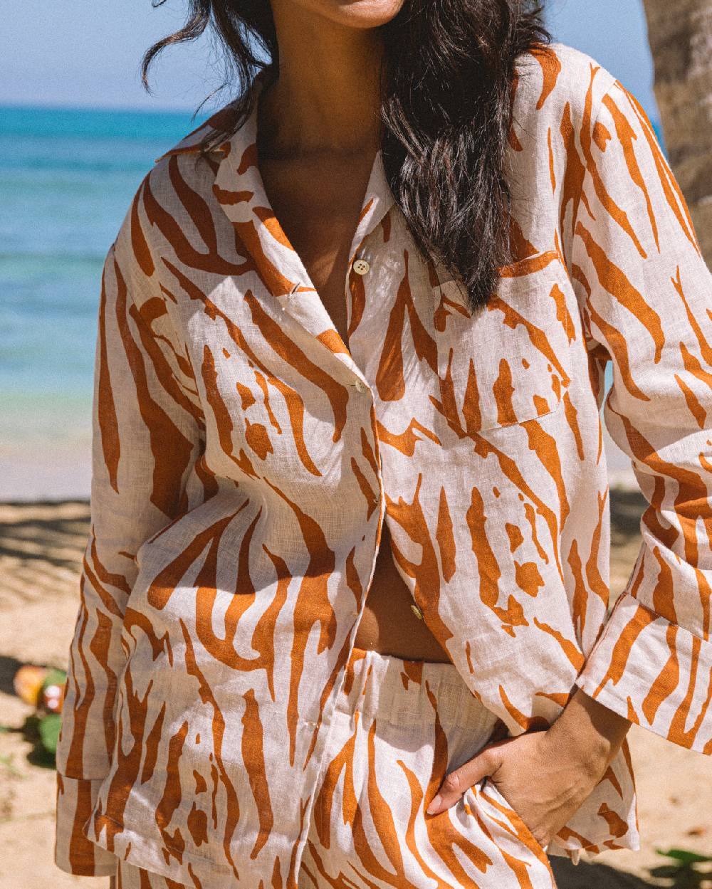 Manebí Printed Linen Natal Shirt - Eggnog \u0026 Orange Rust Zebra Italia