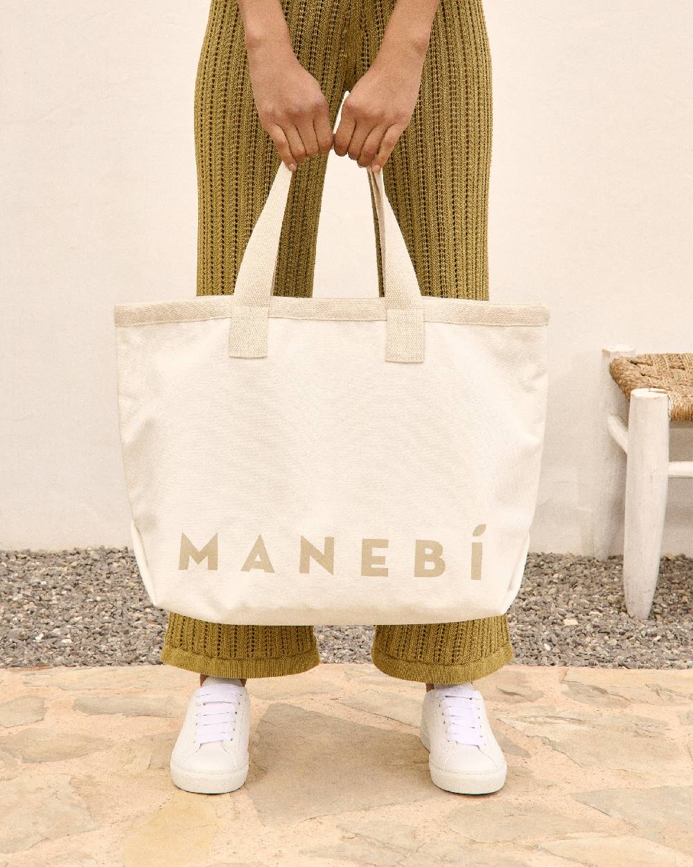 Manebí Canvas California Tote Bag - White With Beige Logo Convenienza