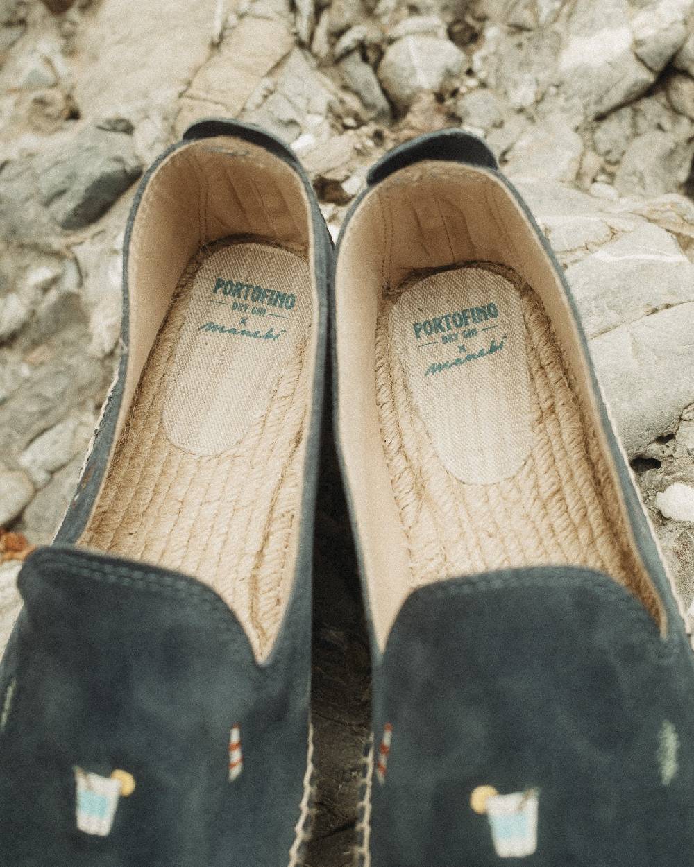 Manebí Espadrillas in Pelle Scamosciata - Portofino Dry Gin X Manebí Patriot Blue con Ricami Multicolor Online