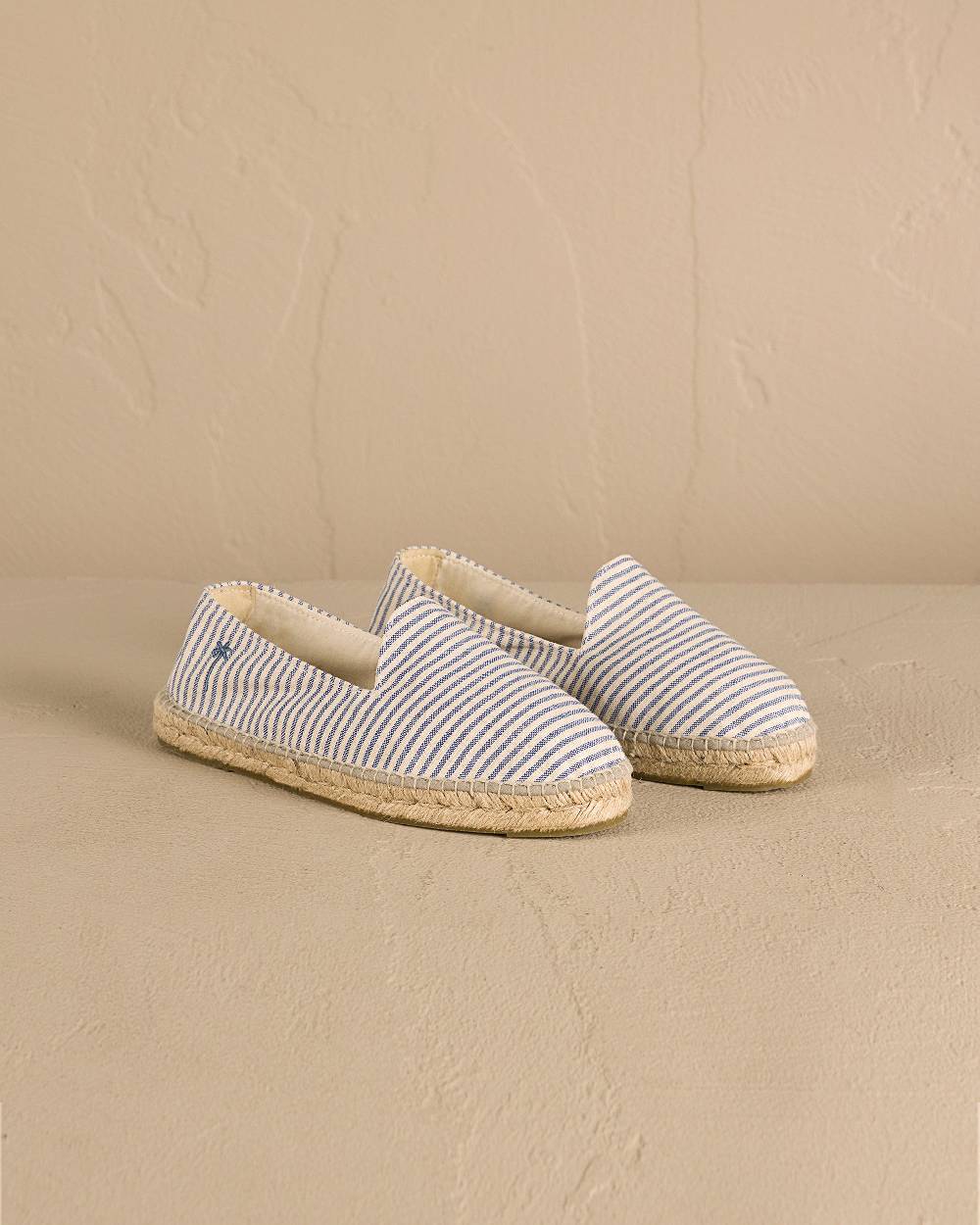 Manebí Recycled Cotton Canvas Espadrilles - Navy Blue Micro Stripes On Beige Presa