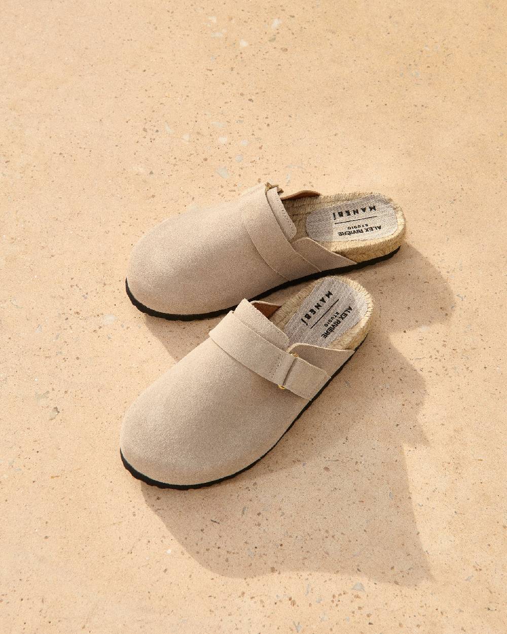 Manebí Suede Clog - Mules Champagne Beige Convenienza