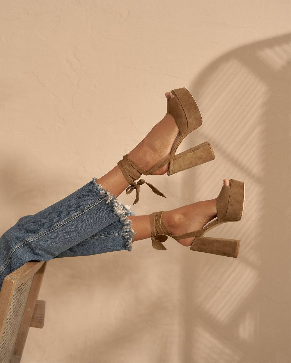 Manebí Bellini Suede Platforms Sandals - Tie-Up Tobacco Italia