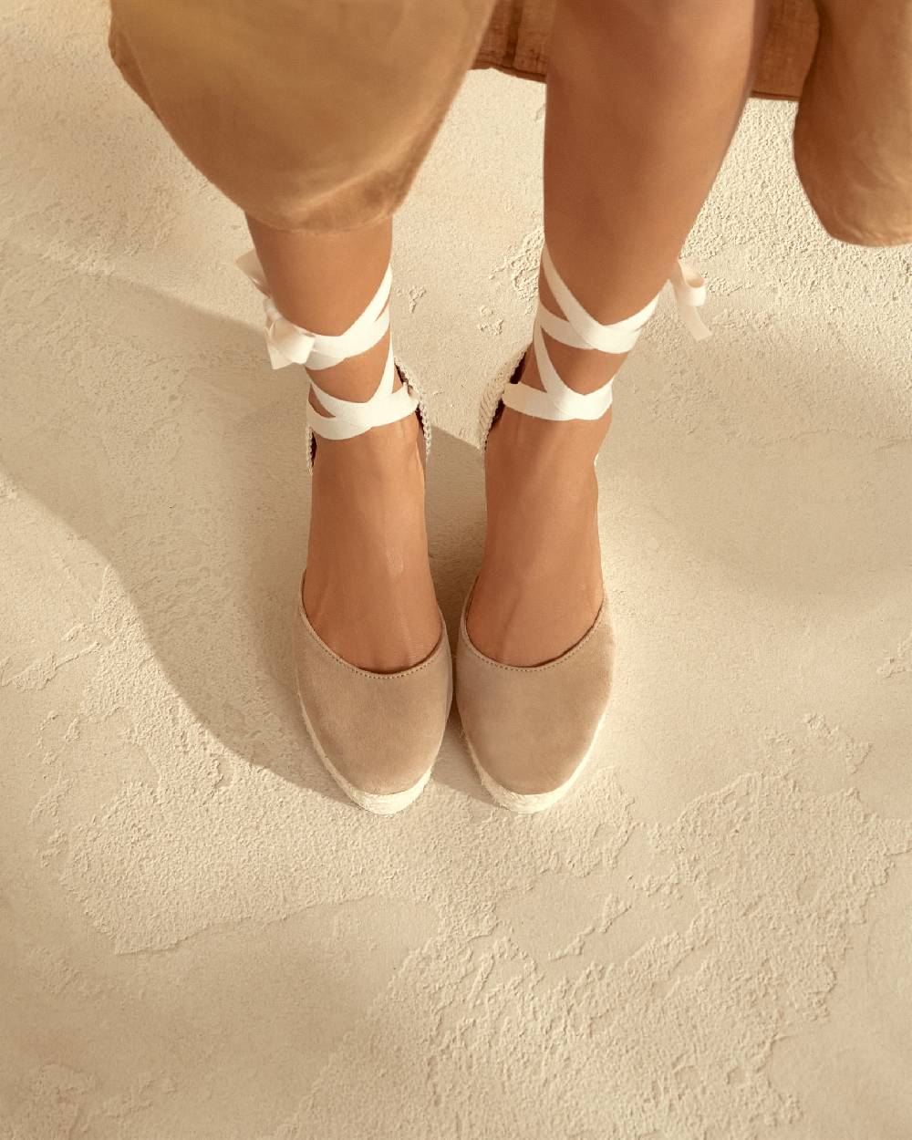 Manebí Soft Suede Wedge Espadrilles - Hamptons Vintage Taupe 2025