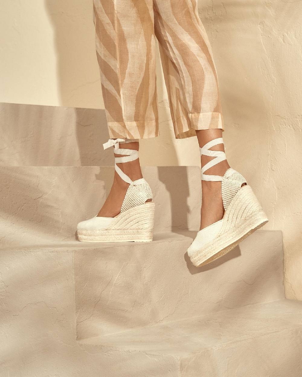 Manebí Organic Hemp Wedge Espadrilles - La Havana White Qualità