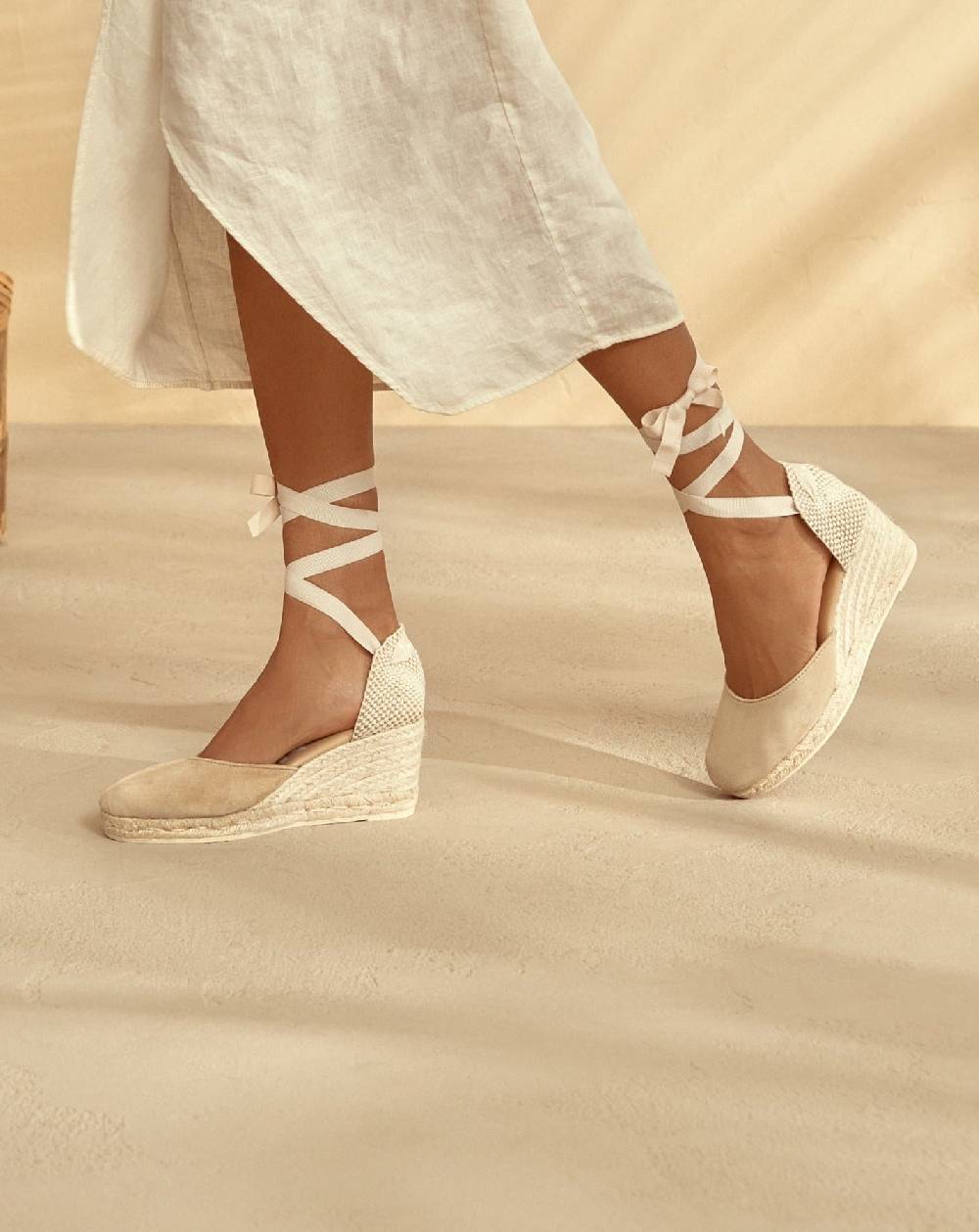 Manebí Soft Suede Low Wedge Espadrilles - Hamptons Champagne Beige Vendita