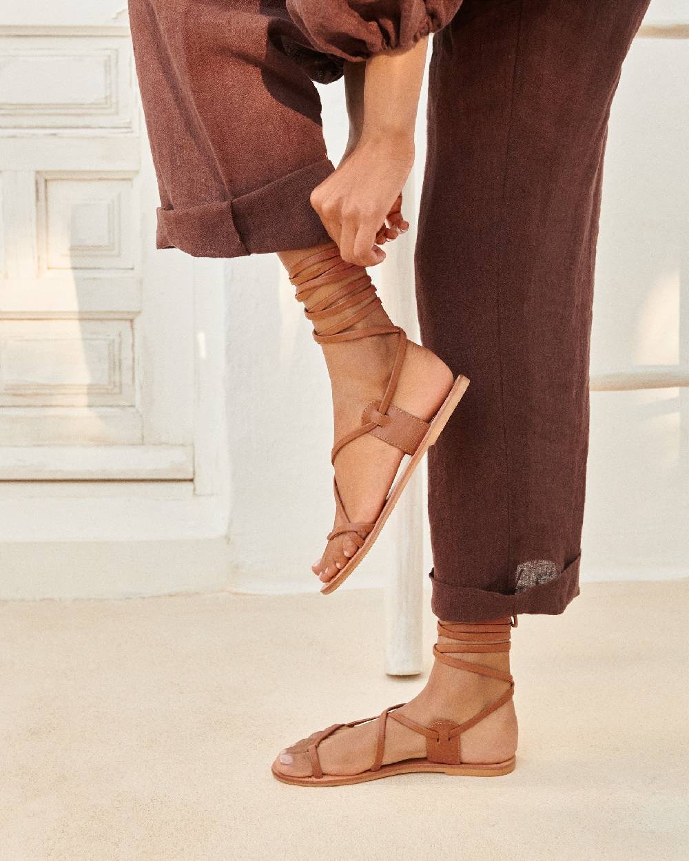Manebí St. Tropez Leather Sandals - Tie-Up Tan Negozio