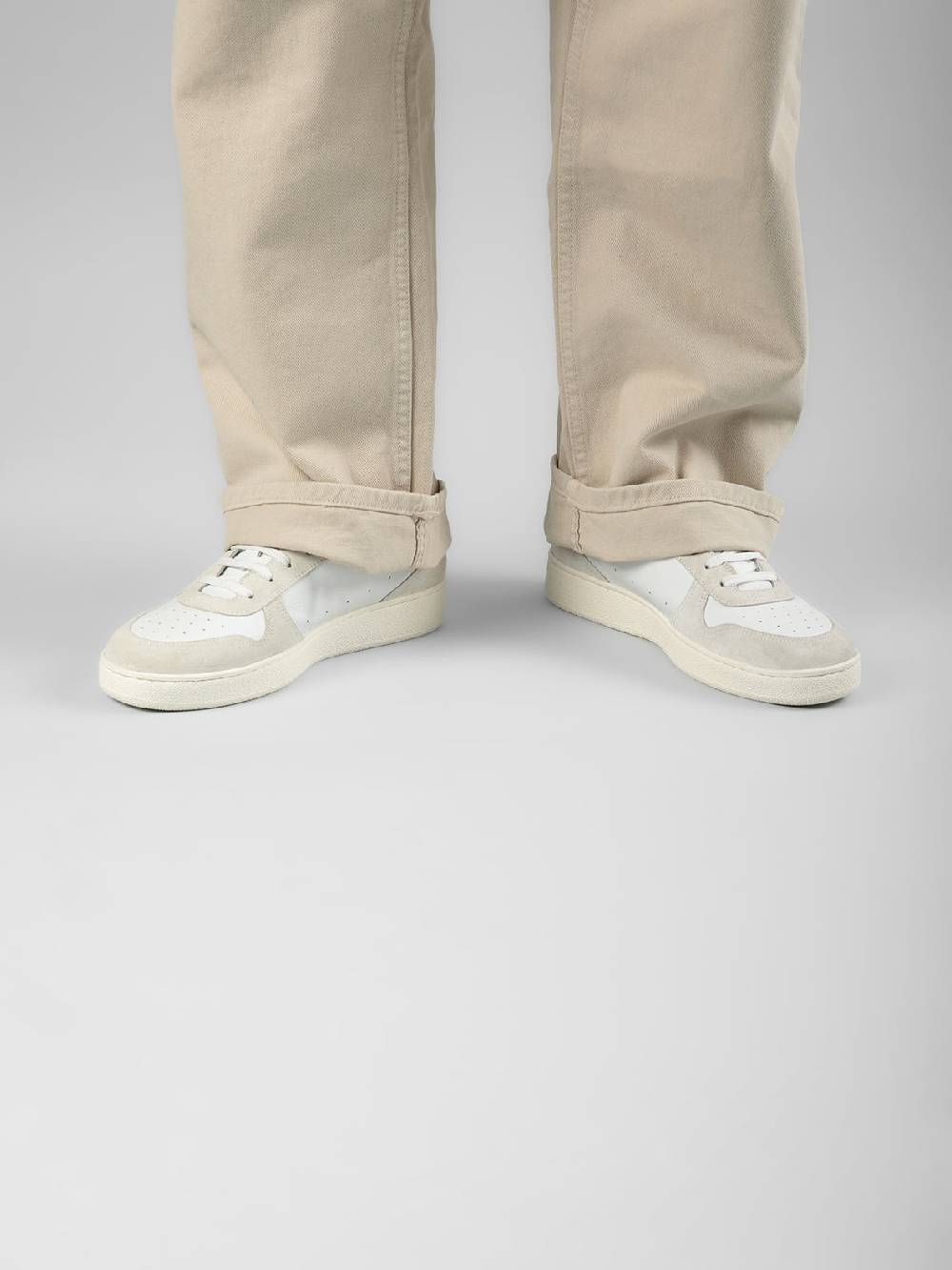 Officine Creative MOWER 008 Sneakers Basse in Pelle e Camoscio Bianca Outlet