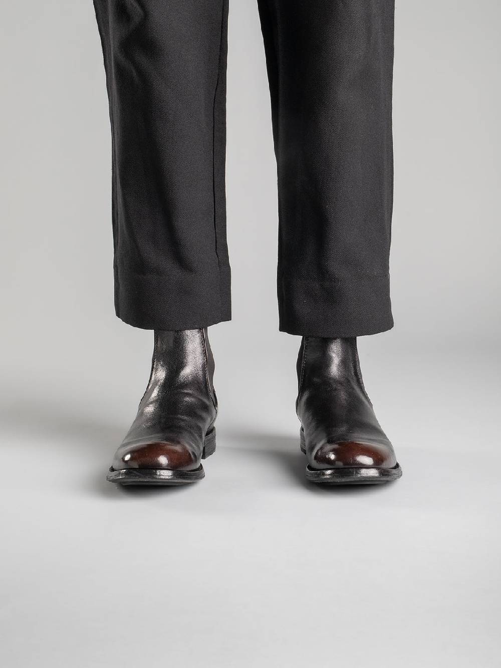 Officine Creative BALANCE 008 Brown Leather Chelsea Boots In Vendita