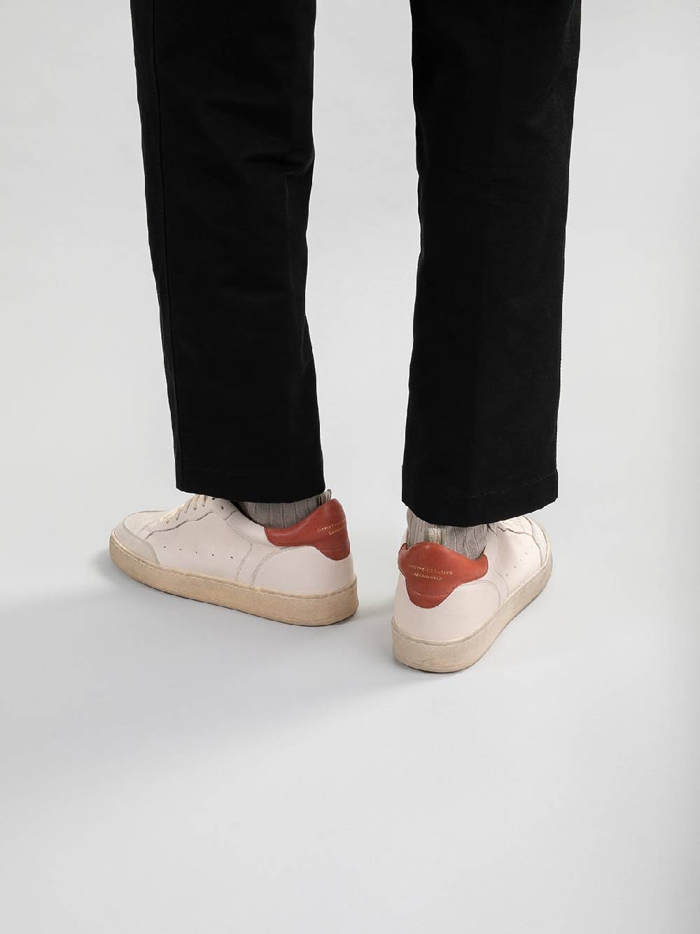 Officine Creative MAGIC 001 Sneakers in Pelle e Camoscio Bianco Consegna Veloce