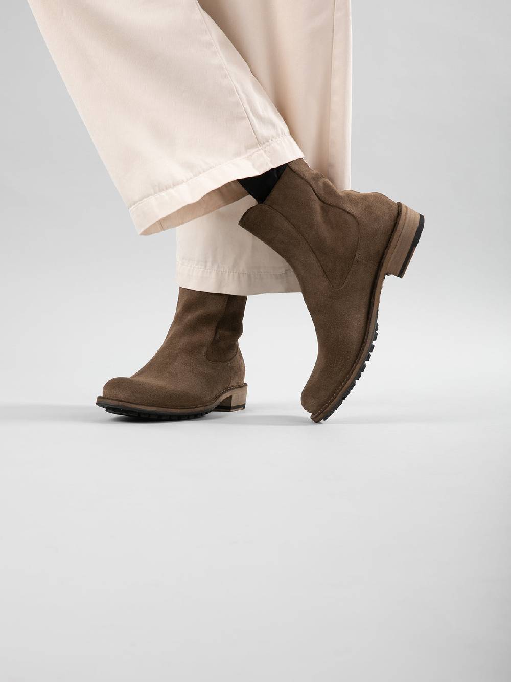 Officine Creative LEGRAND 229 Stivali Zip in Camoscio Marrone In Saldo