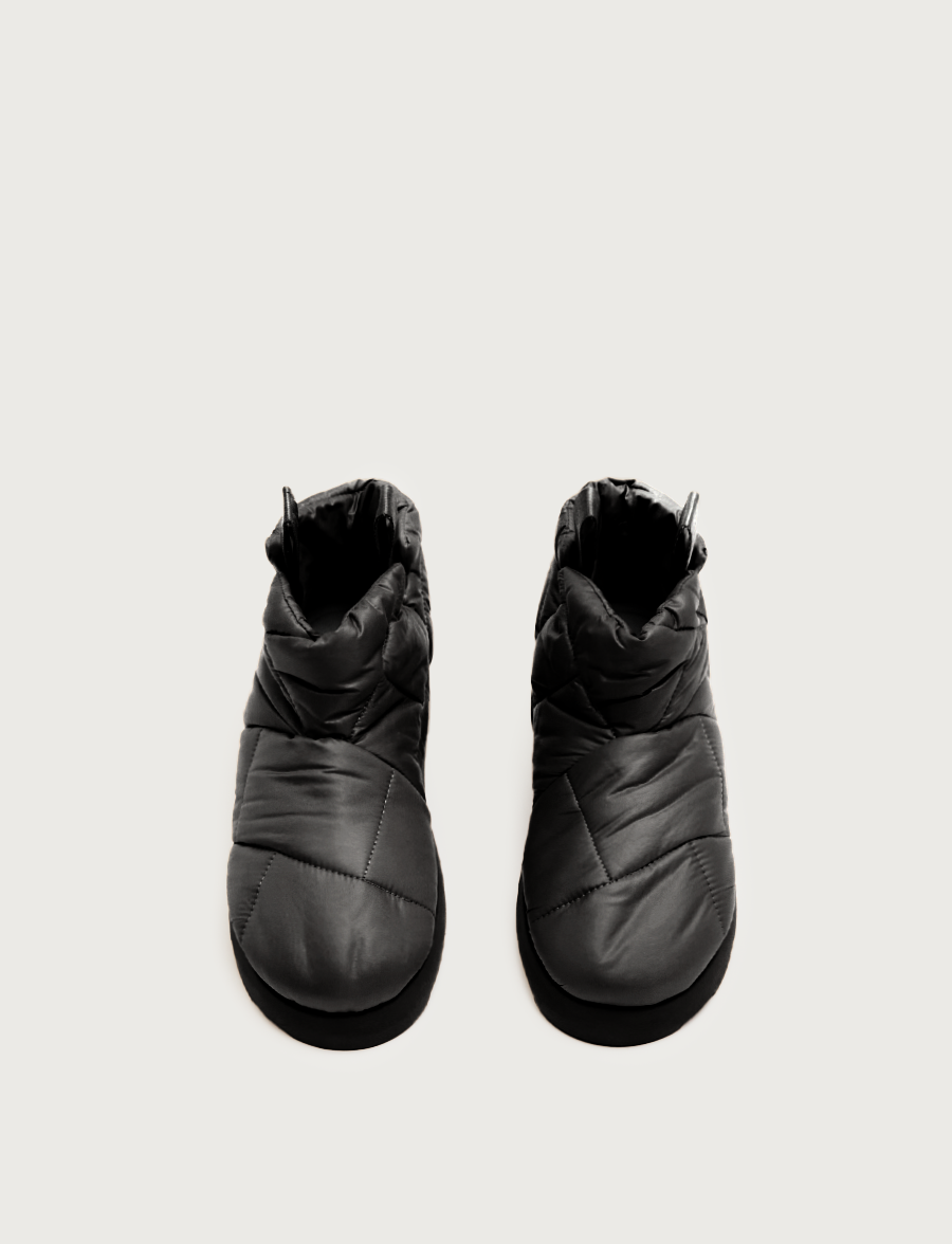 Piumestudio Quadrato Black 2025