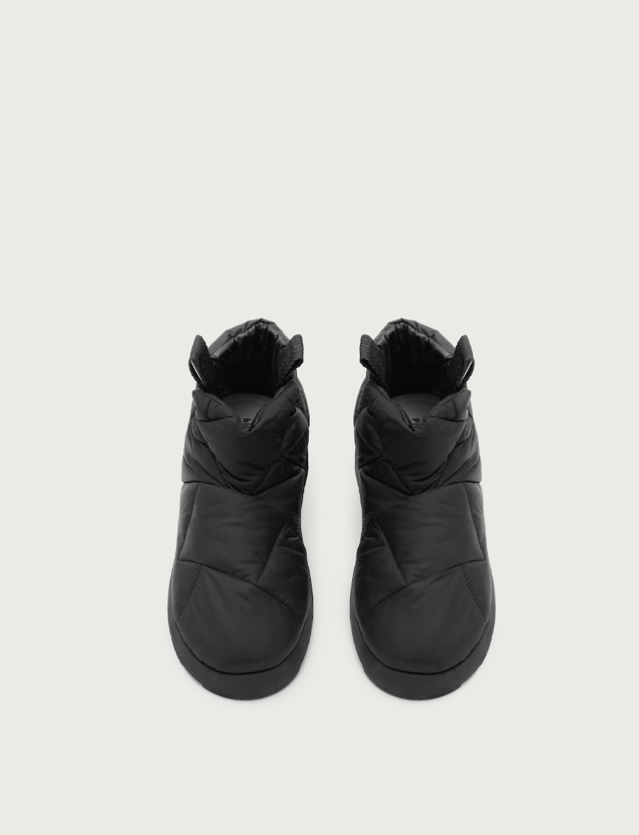Piumestudio Quadrato Nylon Matte Black In Linea
