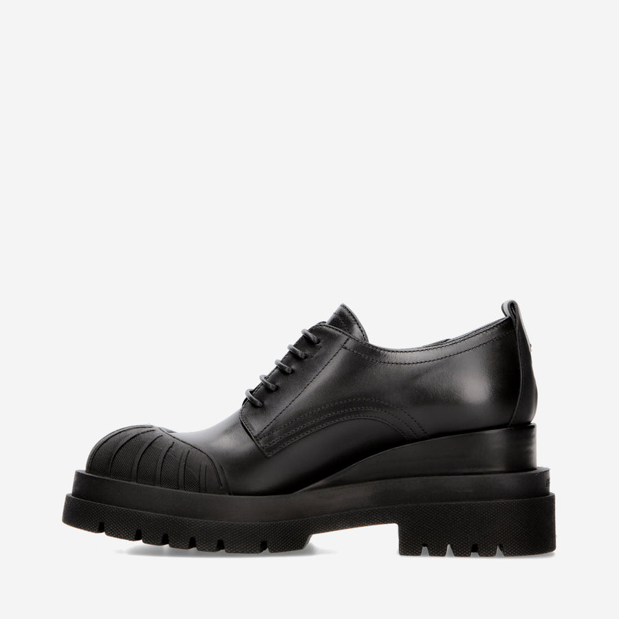 Premiata Scarpe stringate M6565A in pelle spazzolata Spedizione Gratuita