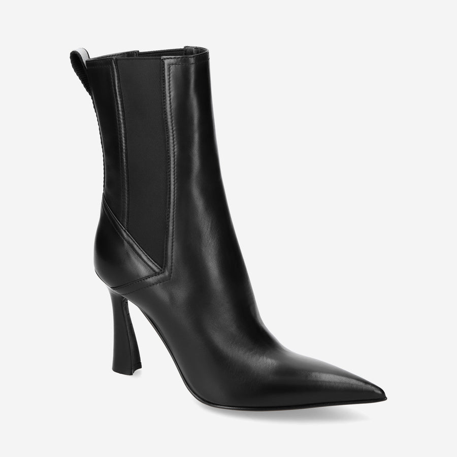 Premiata Stivaletti M6589B in pelle con tacco alto Sconto