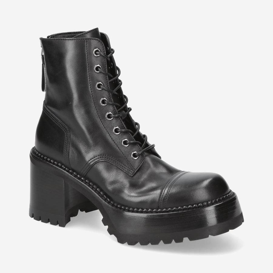 Premiata Stivaletti McQueen M4519LA in vitello Offerta